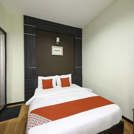Hotel Meria Shah Alam Exteriör bild