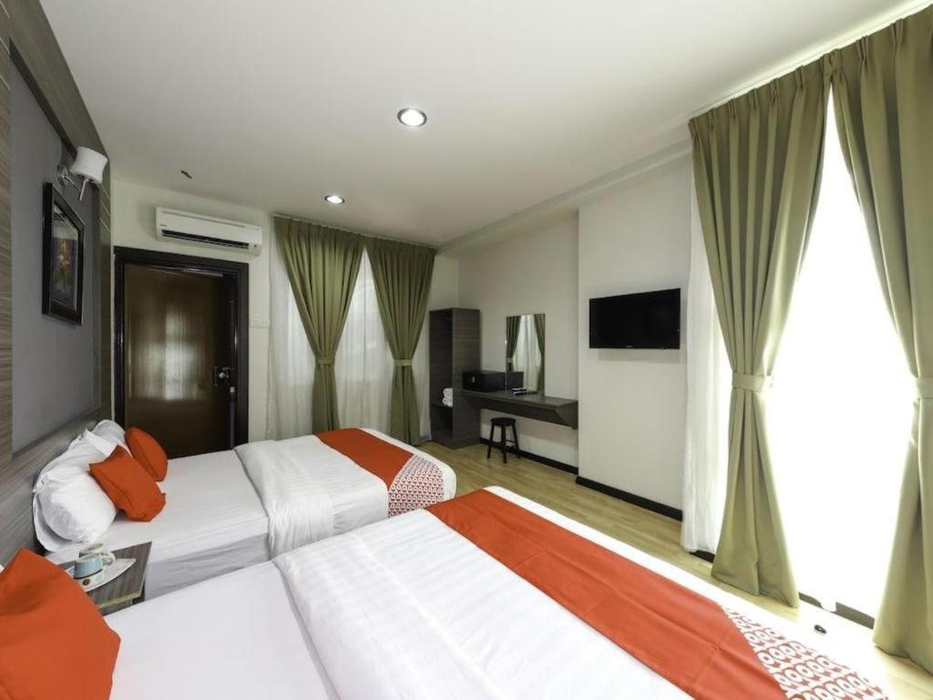 Hotel Meria Shah Alam Exteriör bild