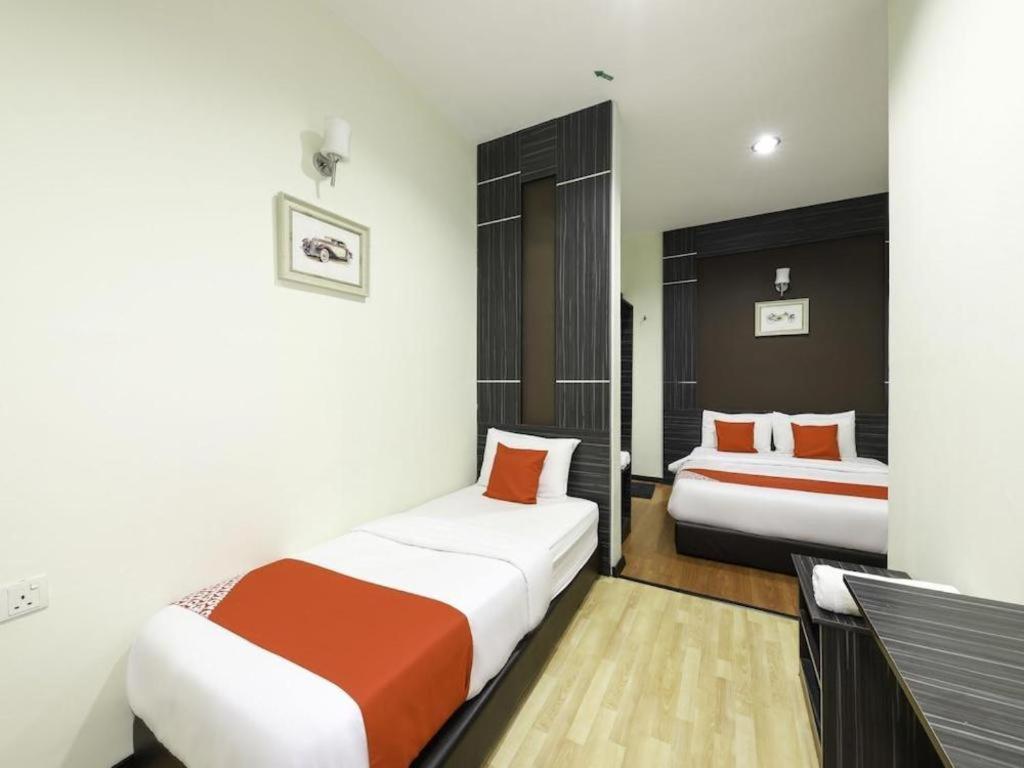 Hotel Meria Shah Alam Exteriör bild