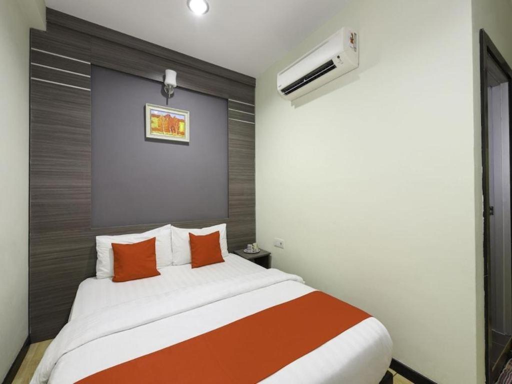 Hotel Meria Shah Alam Exteriör bild