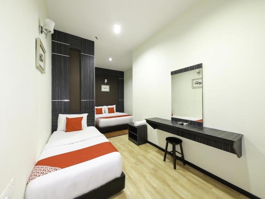 Hotel Meria Shah Alam Exteriör bild