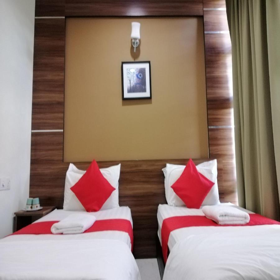 Hotel Meria Shah Alam Exteriör bild
