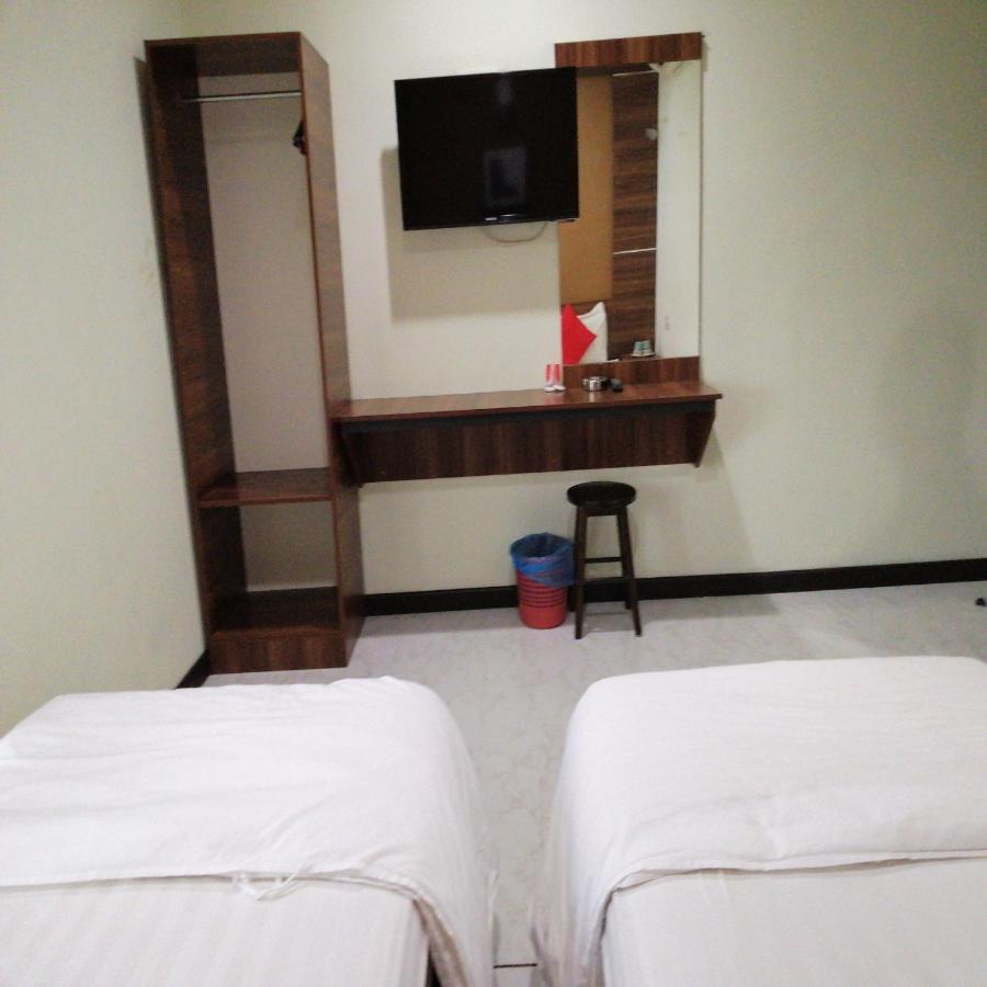 Hotel Meria Shah Alam Exteriör bild
